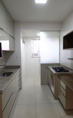 Apartamento para alugar com 85m², 3 quartos e 2 vagasCozinha