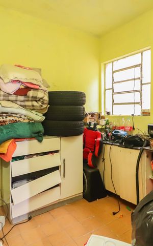 Casa à venda com 330m², 4 quartos e 5 vagas Casa à venda com 330m², 4 quartos e 5 vagasCasa 2 - Cozinha