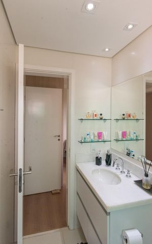 Apartamento à venda com 138m², 3 quartos e 2 vagas Apartamento à venda com 138m², 3 quartos e 2 vagasBanheiro da Suíte 2