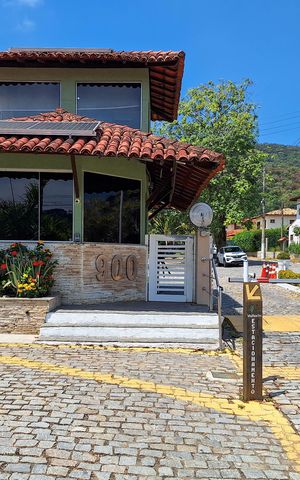 Casa de condomínio à venda com 227m², 4 quartos e 2 vagas Casa de condomínio à venda com 227m², 4 quartos e 2 vagasFachada e portaria