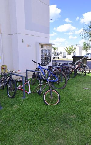 Apartamento para alugar com 43m², 2 quartos e 1 vaga Apartamento para alugar com 43m², 2 quartos e 1 vagaÁrea Comum - Bicicletário