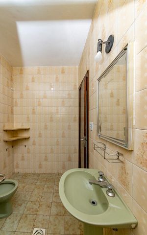 Apartamento à venda com 107m², 3 quartos e sem vaga Apartamento à venda com 107m², 3 quartos e sem vagaBanheiro Social