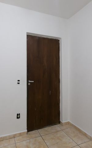 Casa à venda com 380m², 3 quartos e 6 vagas Casa à venda com 380m², 3 quartos e 6 vagasQuarto 3