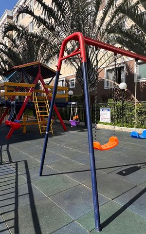 Apartamento à venda com 45m², 2 quartos e 1 vaga Apartamento à venda com 45m², 2 quartos e 1 vagaÁrea comum - Playground