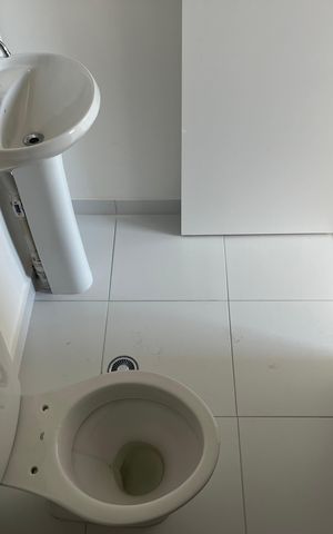 Apartamento à venda com 27m², 1 quarto e sem vaga Apartamento à venda com 27m², 1 quarto e sem vagaBanheiro da Suíte