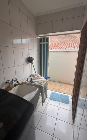 Casa à venda com 220m², 4 quartos e 3 vagasÁrea de Serviço