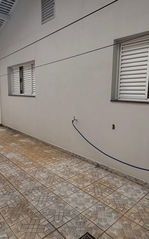 Casa à venda com 220m², 4 quartos e 3 vagasQuintal