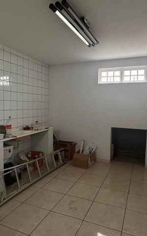 Casa à venda com 220m², 4 quartos e 3 vagasCozinha 2 Térreo