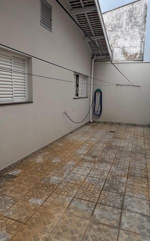 Casa à venda com 220m², 4 quartos e 3 vagasQuintal