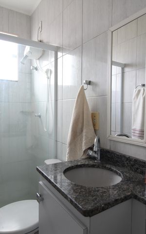 Casa de condomínio para alugar com 120m², 2 quartos e 1 vagaBanheiro Social