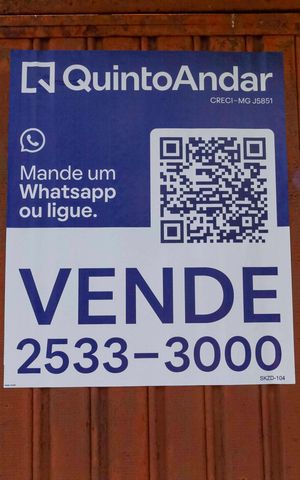 Casa à venda com 236m², 3 quartos e 2 vagas Casa à venda com 236m², 3 quartos e 2 vagasPlaca