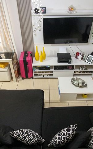 Casa de condomínio à venda com 110m², 2 quartos e 1 vagaSala