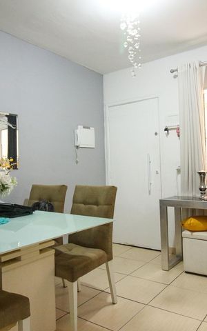 Casa de condomínio à venda com 110m², 2 quartos e 1 vagaSala