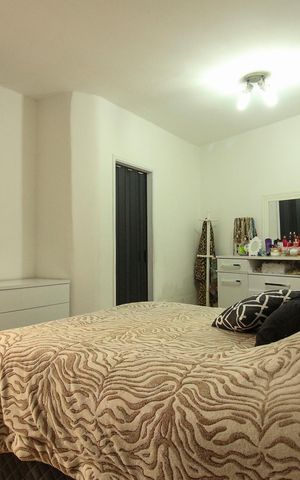 Casa de condomínio à venda com 110m², 2 quartos e 1 vagaSuíte 2