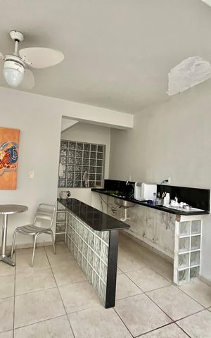 Casa para alugar com 280m², 4 quartos e 8 vagas Casa para alugar com 280m², 4 quartos e 8 vagasCozinha