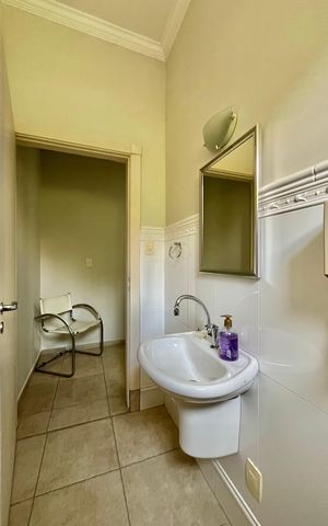 Casa para alugar com 280m², 4 quartos e 8 vagas Casa para alugar com 280m², 4 quartos e 8 vagasBanheiro da Suíte 2