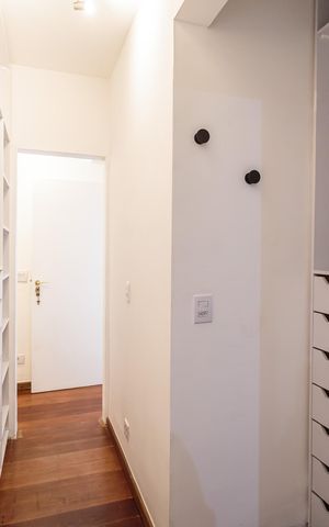 Apartamento para alugar com 188m², 3 quartos e 2 vagas Apartamento para alugar com 188m², 3 quartos e 2 vagasCloset da suíte 2