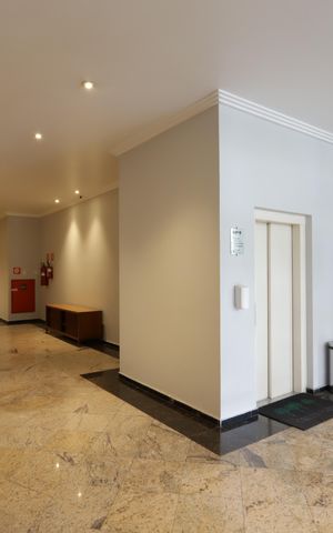 Apartamento à venda com 106m², 3 quartos e 2 vagasHall social