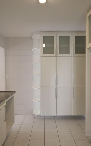Apartamento à venda com 106m², 3 quartos e 2 vagasCozinha