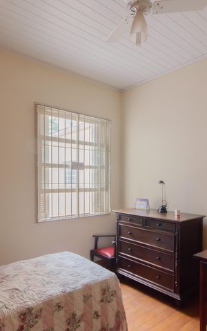 Casa à venda com 175m², 3 quartos e 1 vaga Casa à venda com 175m², 3 quartos e 1 vagaQuarto 2