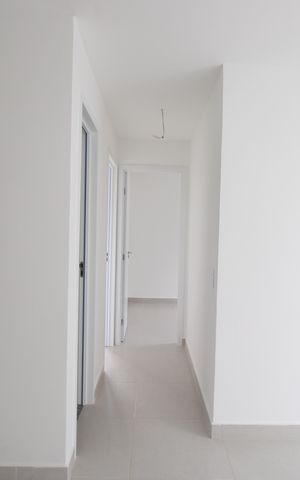 Apartamento à venda com 80m², 2 quartos e 1 vagaSala - Corredor