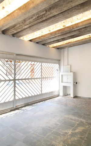 Casa para alugar com 238m², 2 quartos e 3 vagasGaragem