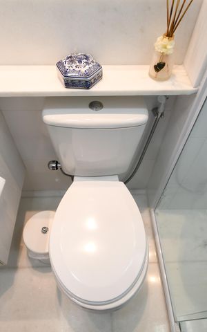 Apartamento à venda com 131m², 3 quartos e 3 vagasBanheiro 3