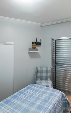 Casa à venda com 350m², 3 quartos e 2 vagas Casa à venda com 350m², 3 quartos e 2 vagasQuarto 2