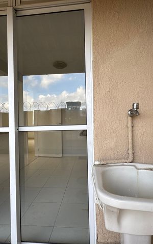 Casa de condomínio à venda com 112m², 3 quartos e 1 vaga Casa de condomínio à venda com 112m², 3 quartos e 1 vagaÁrea de Serviço e Área Externa
