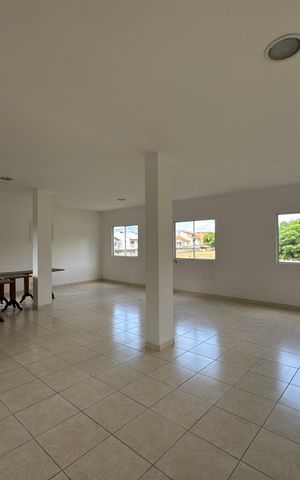 Casa de condomínio à venda com 112m², 3 quartos e 1 vaga Casa de condomínio à venda com 112m², 3 quartos e 1 vagaÁrea comum