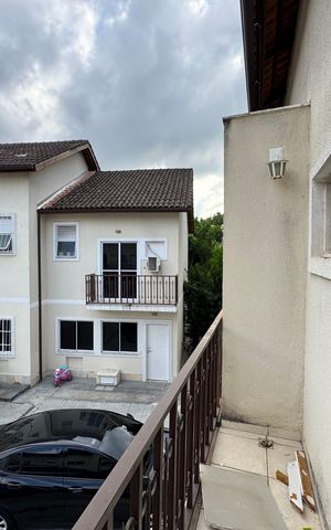 Casa de condomínio à venda com 112m², 3 quartos e 1 vaga Casa de condomínio à venda com 112m², 3 quartos e 1 vagaSuíte - Varanda