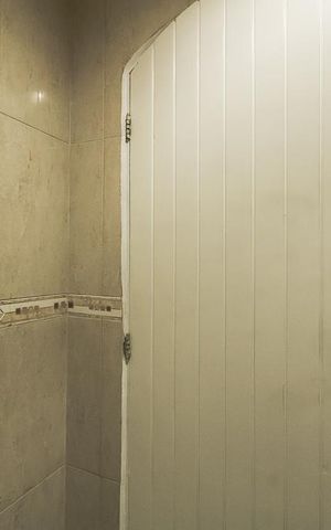 Casa à venda com 180m², 4 quartos e 2 vagas Casa à venda com 180m², 4 quartos e 2 vagasLavabo