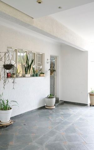 Casa à venda com 585m², 4 quartos e 10 vagasÁrea de serviço