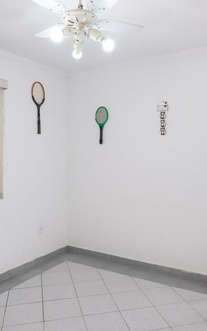 Casa à venda com 585m², 4 quartos e 10 vagasÁrea de serviço