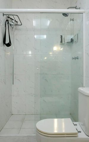 Casa à venda com 585m², 4 quartos e 10 vagasBanheiro da suíte 3