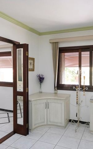 Casa à venda com 585m², 4 quartos e 10 vagasCloset da suíte 1