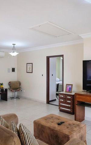 Casa à venda com 585m², 4 quartos e 10 vagasSala de TV