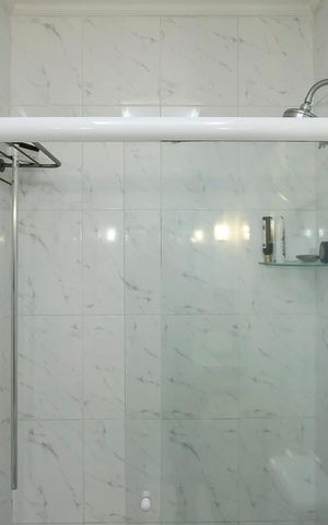 Casa à venda com 585m², 4 quartos e 10 vagasBanheiro da suíte 3