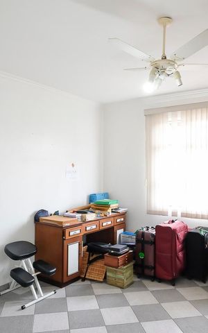 Casa à venda com 585m², 4 quartos e 10 vagasEscritório