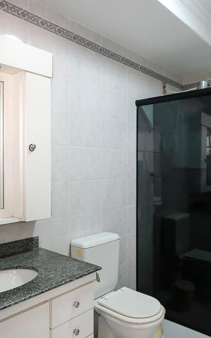Casa à venda com 585m², 4 quartos e 10 vagasÁrea de serviço