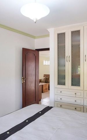 Casa à venda com 585m², 4 quartos e 10 vagasSuíte 1