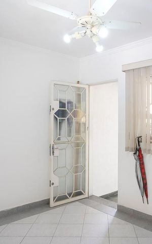 Casa à venda com 585m², 4 quartos e 10 vagasÁrea de serviço