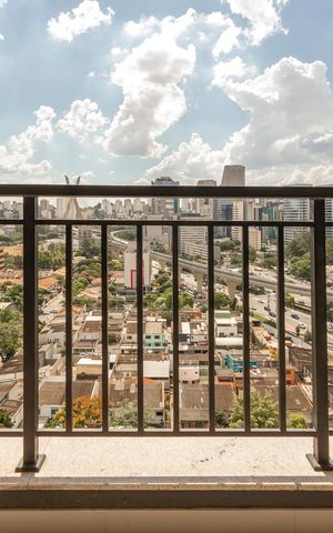 Studio à venda com 33m², 1 quarto e sem vaga Studio à venda com 33m², 1 quarto e sem vagaVaranda