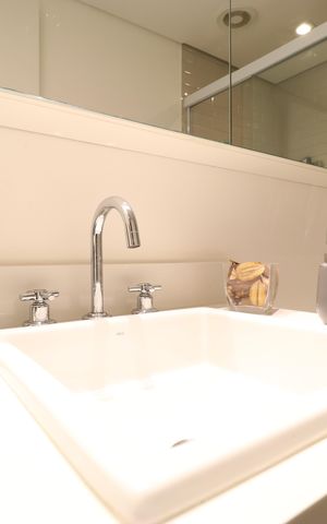 Apartamento à venda com 62m², 2 quartos e 2 vagasBanheiro Social
