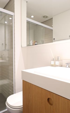 Apartamento à venda com 62m², 2 quartos e 2 vagasBanheiro da Suíte
