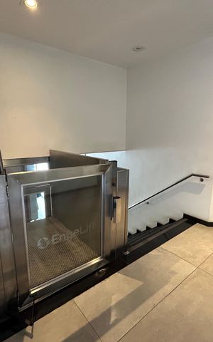 Apartamento à venda com 60m², 2 quartos e 1 vagaElevador especial