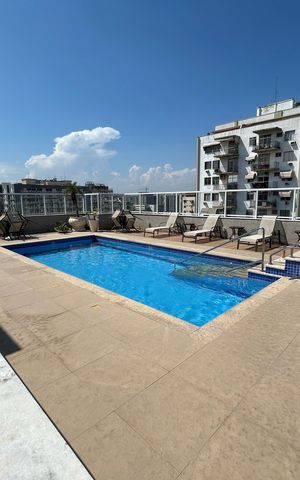 Apartamento à venda com 60m², 2 quartos e 1 vagaÁrea comum - Piscina