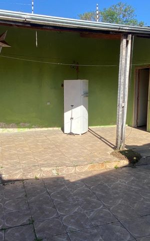 Casa à venda com 103m², 2 quartos e 1 vaga