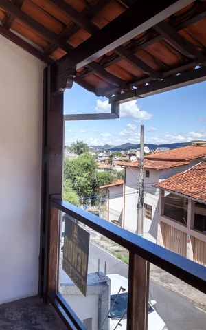 Casa à venda com 212m², 5 quartos e 2 vagas Casa à venda com 212m², 5 quartos e 2 vagasVaranda da Suíte