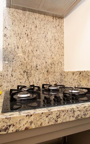 Apartamento para alugar com 60m², 2 quartos e 1 vaga Apartamento para alugar com 60m², 2 quartos e 1 vagaCozinha e Área de Serviço